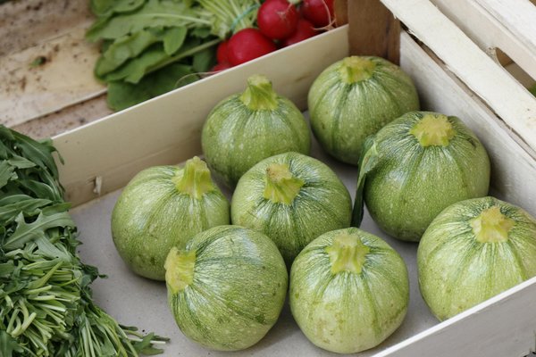 Transform Your Kitchen: Discover Inspiring Lighting Solutions for a Warm and Inviting Culinary Retreat